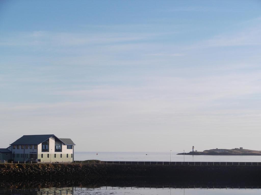 Twenty Seven Bed & Breakfast Stornoway  Exterior photo