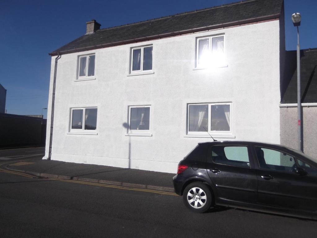 Twenty Seven Bed & Breakfast Stornoway  Exterior photo